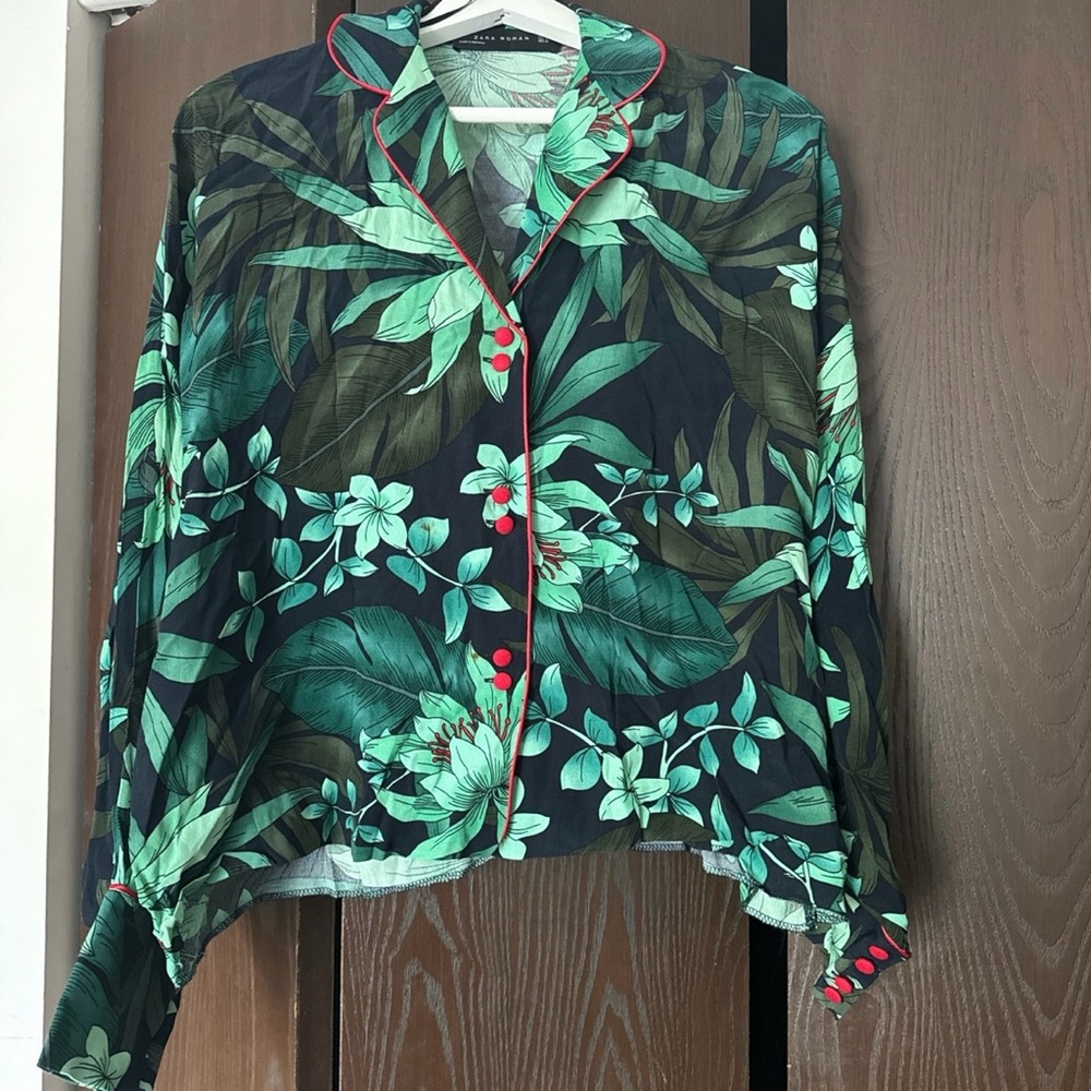 Zara Tropical Leaf Print Blouse with Red Accents size M
